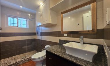 Vendo hermosa  Casa en Dos Mares Betania M.M