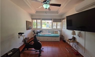 Vendo hermosa  Casa en Dos Mares Betania M.M