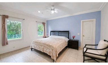 FOR RENT – LUXURY MOUNTAIN ESTATE IN JARAMILLO