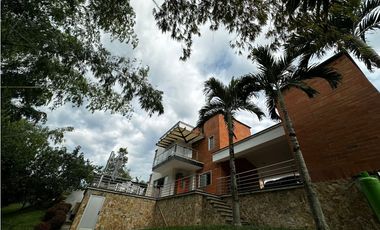 Casa campestre en condominio para la venta en Cerritos, Pereira!!!