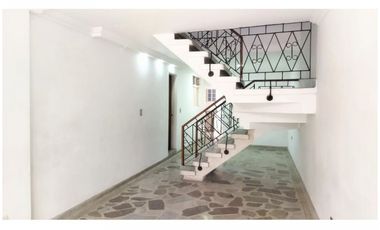 (V.I) APARTAMENTO DUPLEX EN VENTA UBICADO EN LAURELES SECTOR ALMERIA 