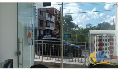 SE ARRIENDA HERMOSO Y AMPLIO LOCAL EN MONTERREDONDO 2