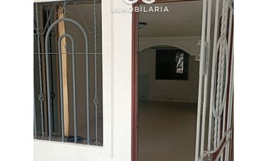 Se arrienda casa 2 písos barrio las nubes - Soledad