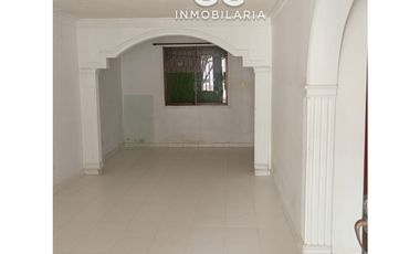 Se arrienda casa 2 písos barrio las nubes - Soledad