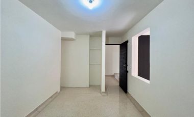 Vende casa segundo piso con terraza. Envigado. San Marcos.
