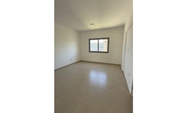 ALQUILO DUPLEX EN CHACRAS DEL NORTE TRES DORMITORIOS
