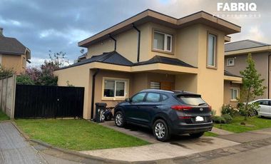 ARRIENDO CASA EN CONDOMINIO 3DOR +3BAÑOS
