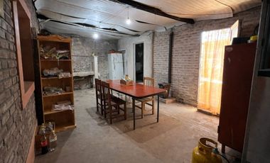 CASA 3 DORM-LIVING-GALERIA-PATIO SECO-QUINCHO