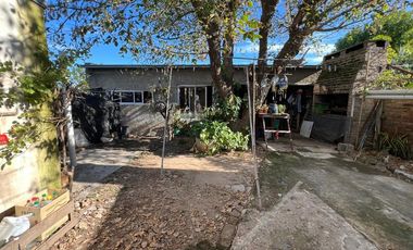 CASA 3 DORM-LIVING-GALERIA-PATIO SECO-QUINCHO