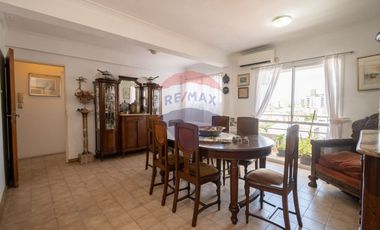 Departamento  2/3 dorm con cochera en venta