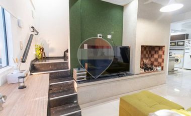 Duplex en venta de 2 dormitorios, patio y cochera