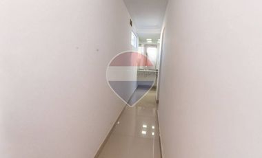 Duplex en venta de 2 dormitorios, patio y cochera