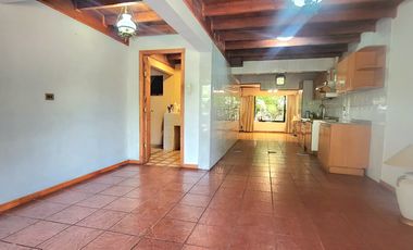 AMPLIA CASA EN ARRIENDO A PASOS DEL CENTRO DE LOS ÁNGELES