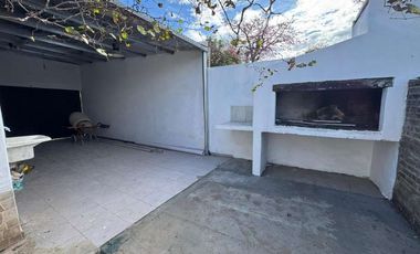 Casa en alquiler en Victoria