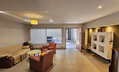 VENTA CASA EN BAJO LA VIÑA 3 DORMITORIOS