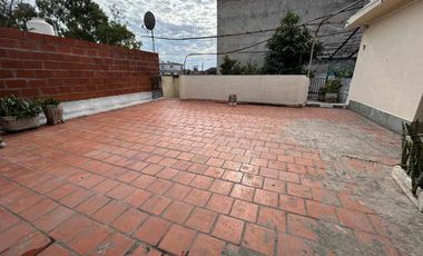 Chalet PH en alquiler en San Justo