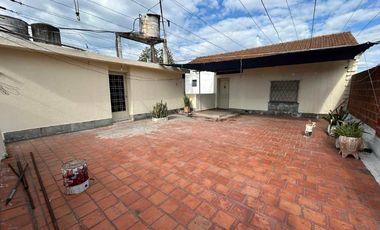 Chalet PH en alquiler en San Justo