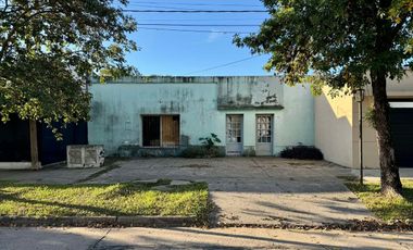 En Venta Casa a Refaccionar en Avellaneda