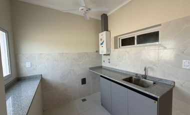 Se Alquila Casa en Avellaneda Santa Fe