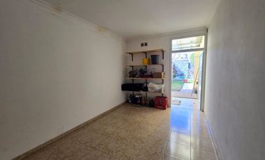 Se vende casa en Barrio Sartor, Avellaneda