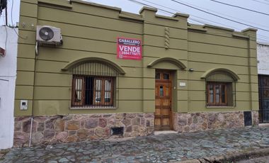 Casa en venta en Almirante Brown