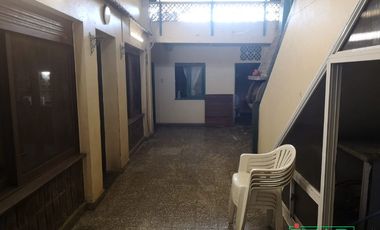 Casa en alquiler c/ cochera en Villa Soldati