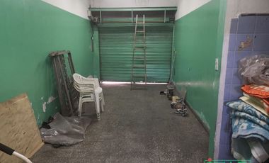 Casa en alquiler c/ cochera en Villa Soldati