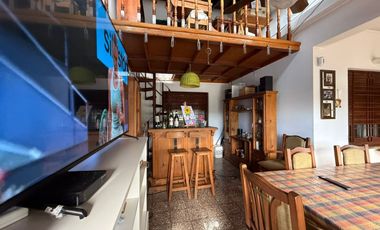 CASA 5 AMB VILLA MADERO MAS  GALPON Y COCHERA