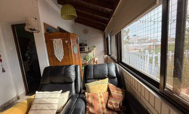 CASA 5 AMB VILLA MADERO MAS  GALPON Y COCHERA