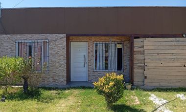 CASA 3 AMBIENTES VENTA GLEW BARRIO SANTA ANA