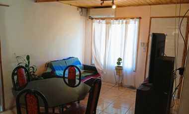 CASA 3 AMBIENTES VENTA GLEW BARRIO SANTA ANA