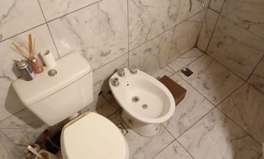 CASA 3 AMBIENTES VENTA GLEW BARRIO SANTA ANA
