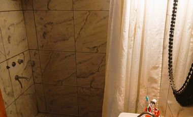 CASA 3 AMBIENTES VENTA GLEW BARRIO SANTA ANA