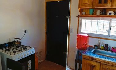 CASA 3 AMBIENTES VENTA GLEW BARRIO SANTA ANA