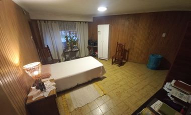 VENTA CASA 2 DORM Y COCHERA EN M° SELVA