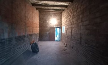 VENTA CASA 2 DORM Y COCHERA EN M° SELVA
