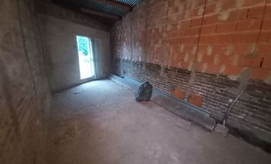 VENTA CASA 2 DORM Y COCHERA EN M° SELVA