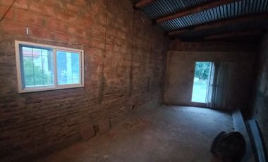 VENTA CASA 2 DORM Y COCHERA EN M° SELVA