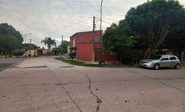 VENTA CASA 2 DORM Y COCHERA EN M° SELVA