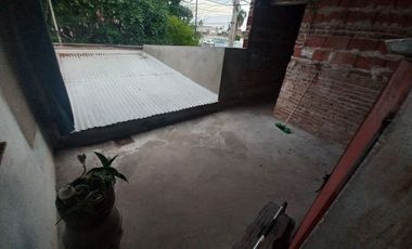 VENTA CASA 2 DORM Y COCHERA EN M° SELVA