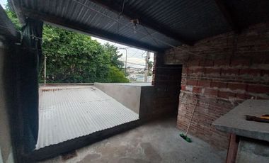 VENTA CASA 2 DORM Y COCHERA EN M° SELVA