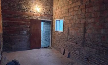 VENTA CASA 2 DORM Y COCHERA EN M° SELVA