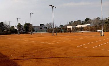 VENTA LOTE-TERRENO-CON MEJORAS-LAS BRISAS COUNTRY