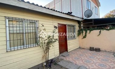 Casa en Arriendo en Av Las Torres / Con El Alfa