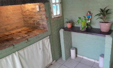 VENTA - QUINTA DE 2 DORMITORIOS - ARROYO LEYES
