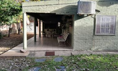 VENTA - QUINTA DE 2 DORMITORIOS - ARROYO LEYES