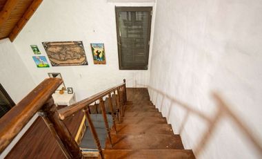 Se vende casa con pileta en Los Molinos