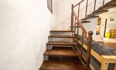 Se vende casa con pileta en Los Molinos