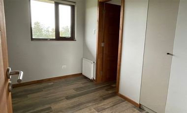 Casa en Arriendo en Condominio El Pangue