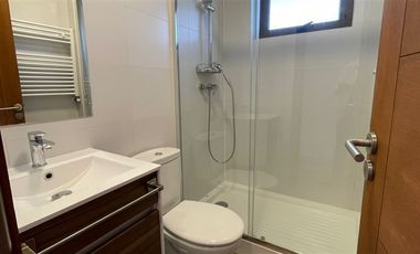 Casa en Arriendo en Condominio El Pangue